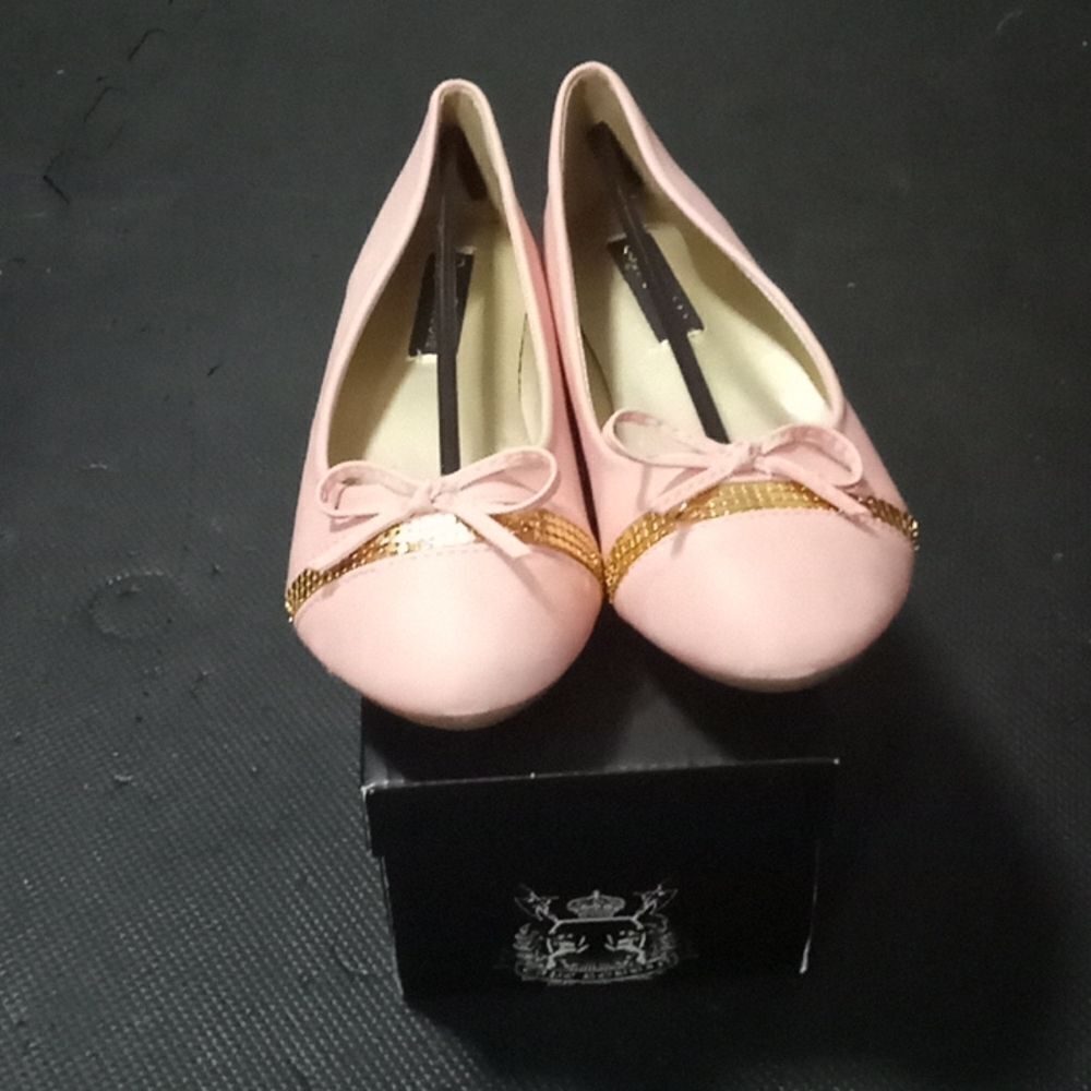 Cape Robin Pink w Gold square beaded strip and pink bow flats size 7 new